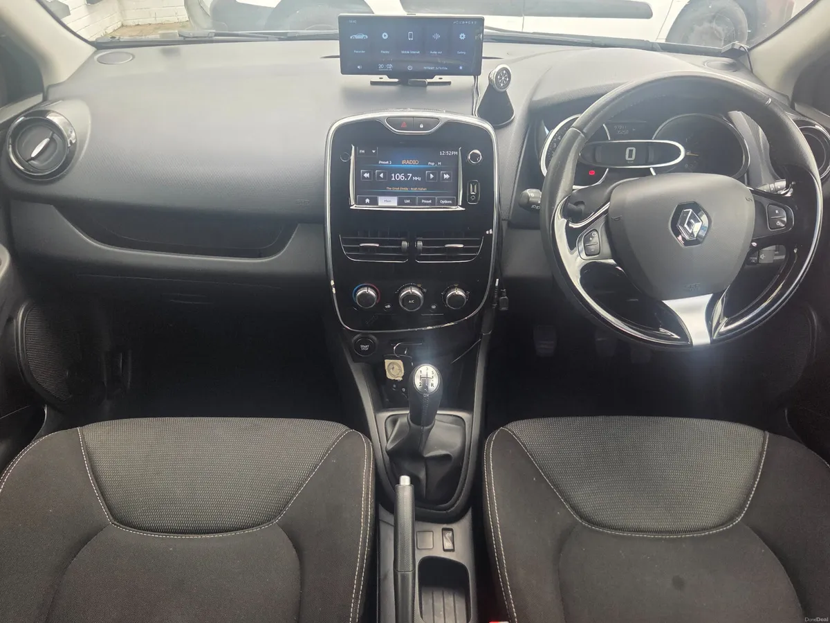 Renault Clio 2016 - Image 4