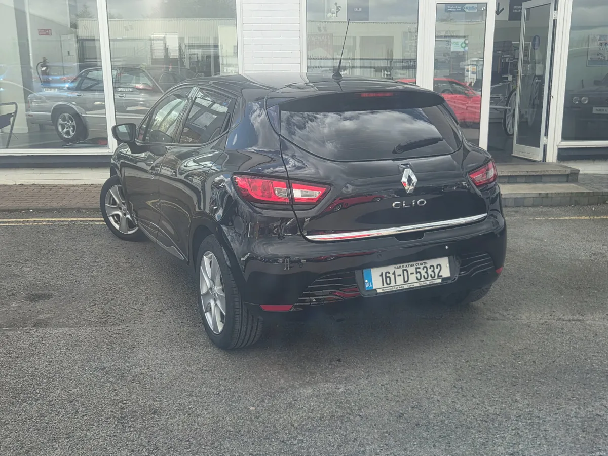 Renault Clio 2016 - Image 2