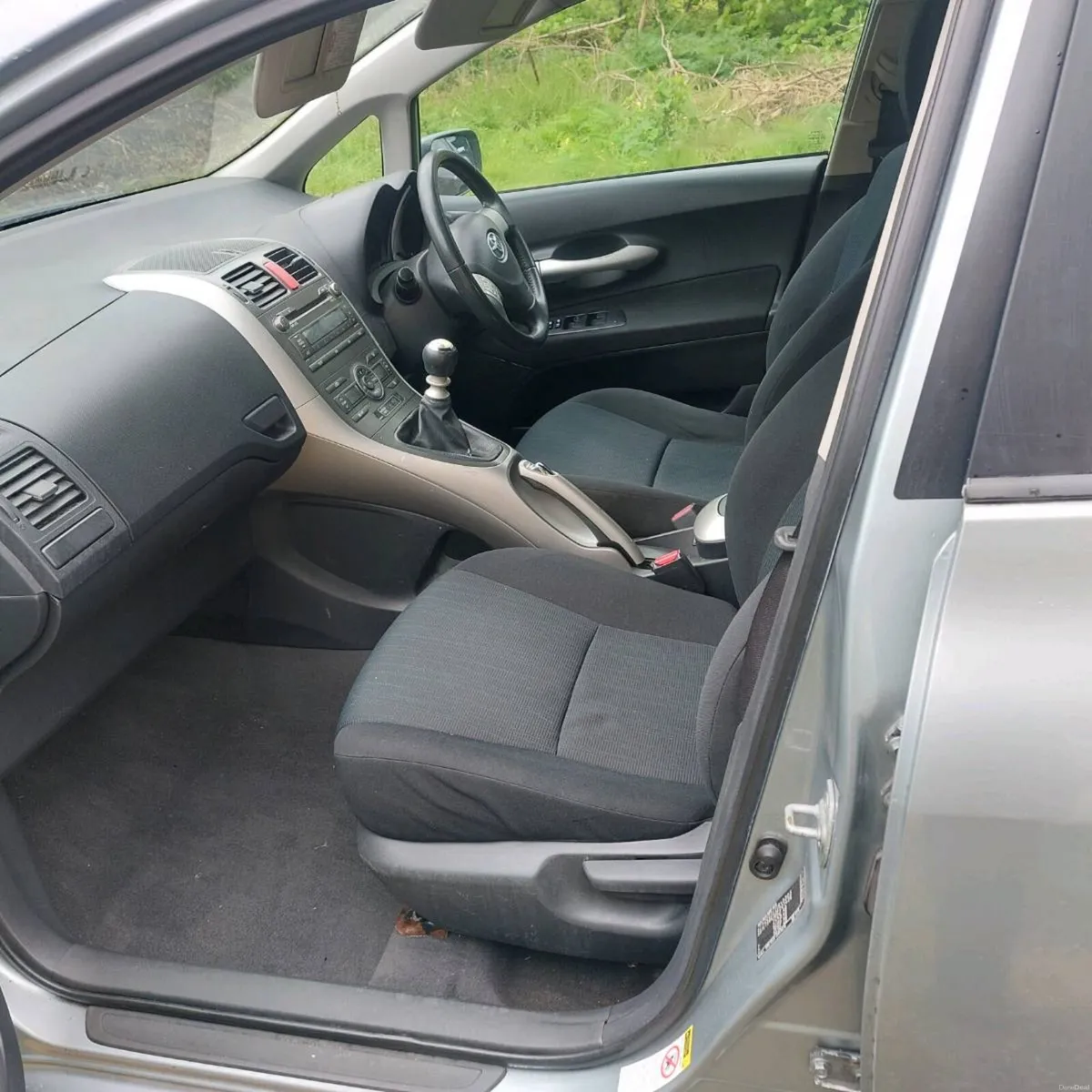 2009 toyota Auris 1.4 petrol nct 4/27 new nct - Image 4