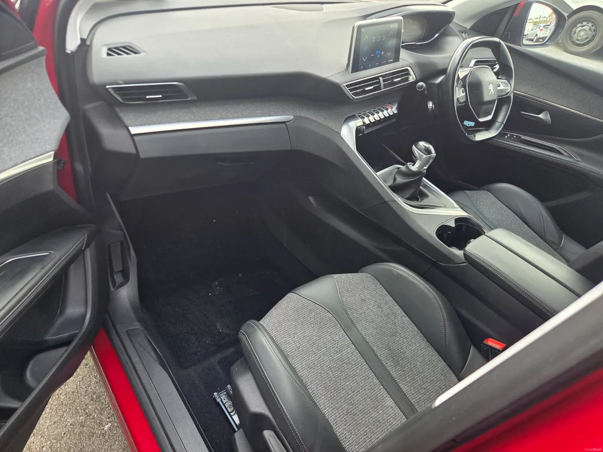 Peugeot 5008 2020 - Image 5