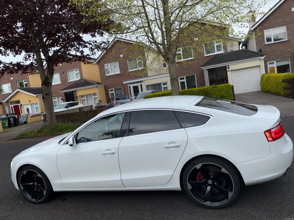 Audi A5 2013 Automatic - Image 2