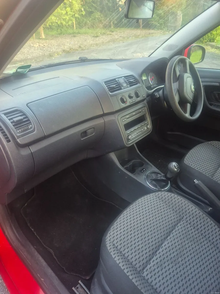 Skoda Fabia 2011 - Image 4