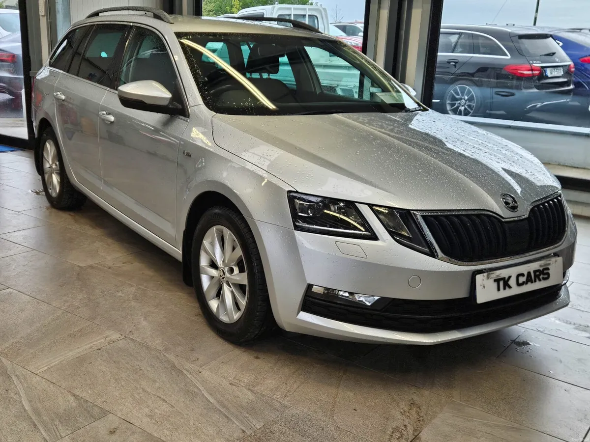 201 SKODA OCTAVIA ESTATE SOLEIL EDITION - Image 1