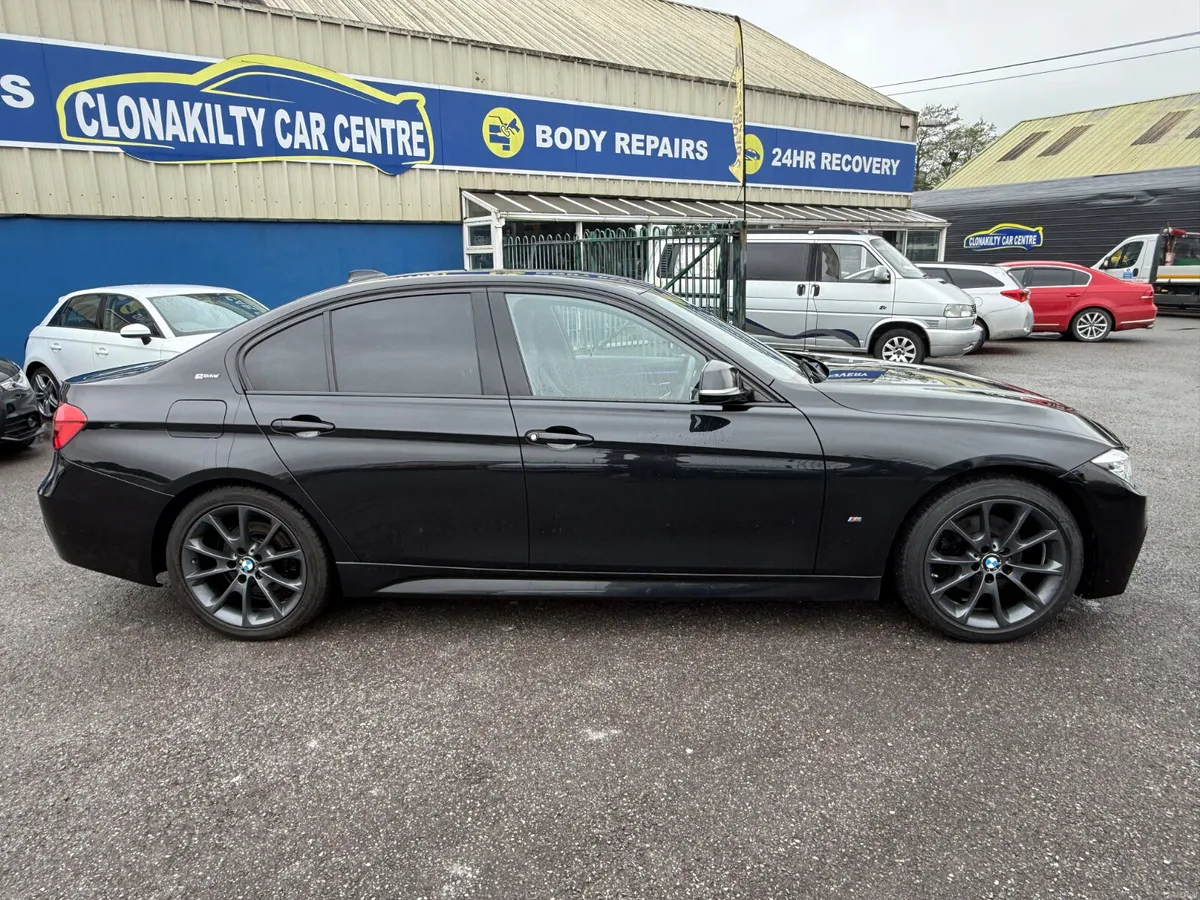 171 Bmw 330e Plug in Hybrid Auto - Image 5