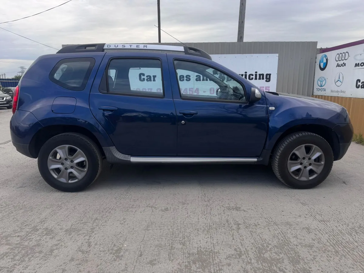 151 Dacia Duster 1.5D Signature 4WD Low Miles - Image 2