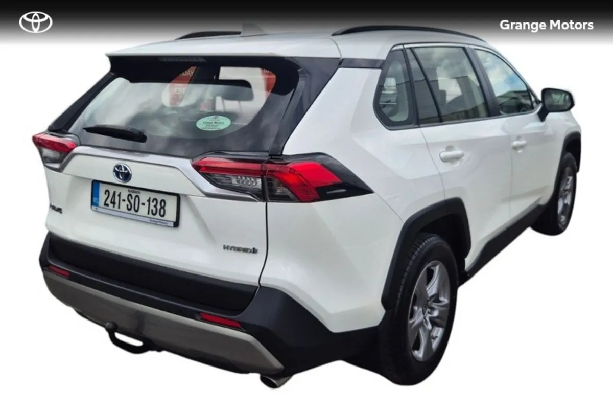 Toyota RAV4 2.5 HYBRID LUNA 5DR - Image 3