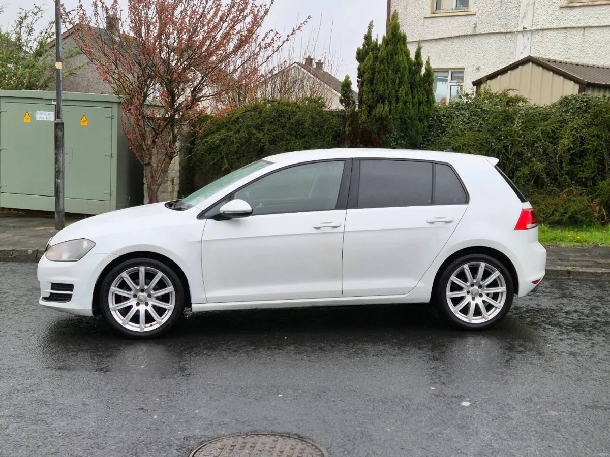 Volkswagen Golf Automatic - Image 3