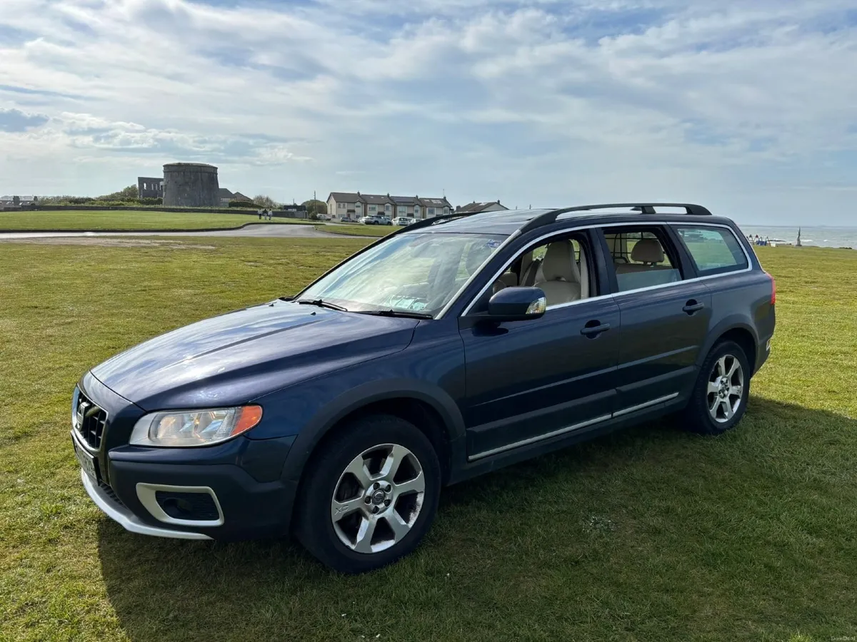 Volvo XC70 drivE 2.0 diesel manual - Image 3