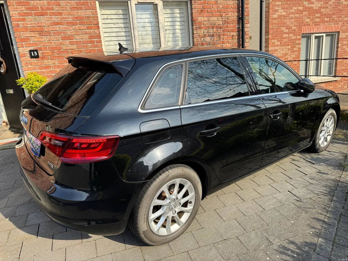 Car - Image 2