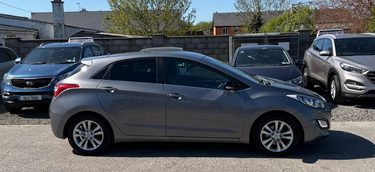 14 Hyundai i30 1.4petrol - Image 2