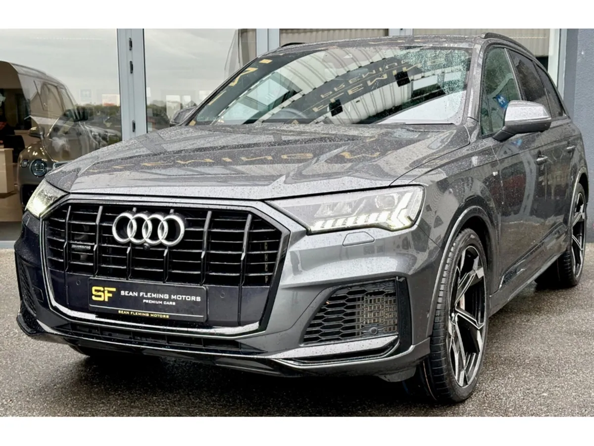 Audi Q7 S LINE 55 TFSI E QUATTRO - Image 3