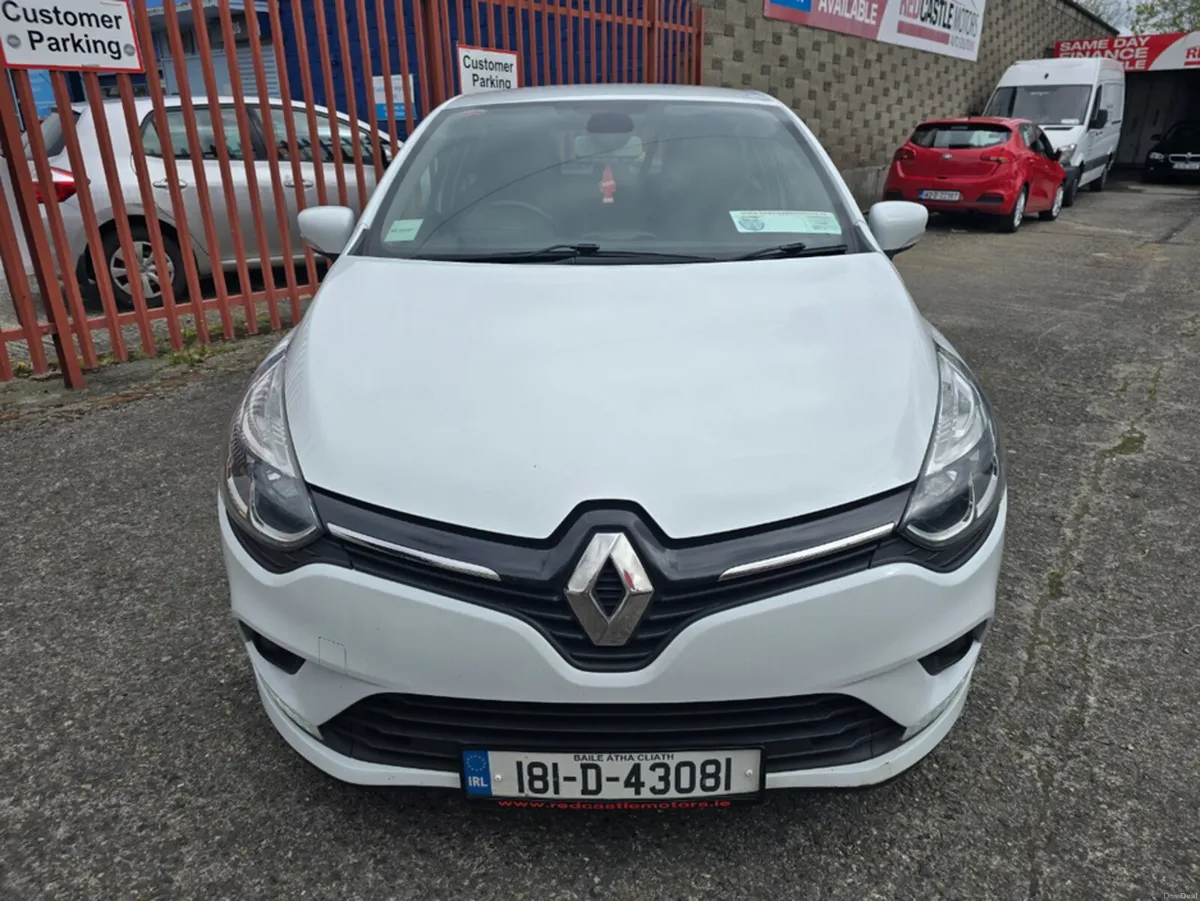 Renault Clio IV DYNAMIQUE NAV 1.2 PETR 4DR - Image 2