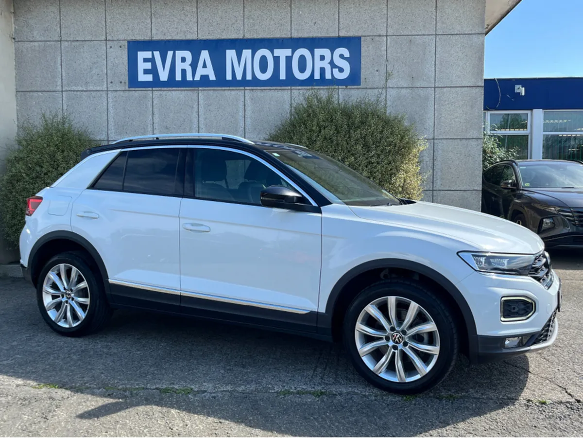 Volkswagen T-Roc STLYE AUTOMATIC 2.0 DIESEL //LOW - Image 3