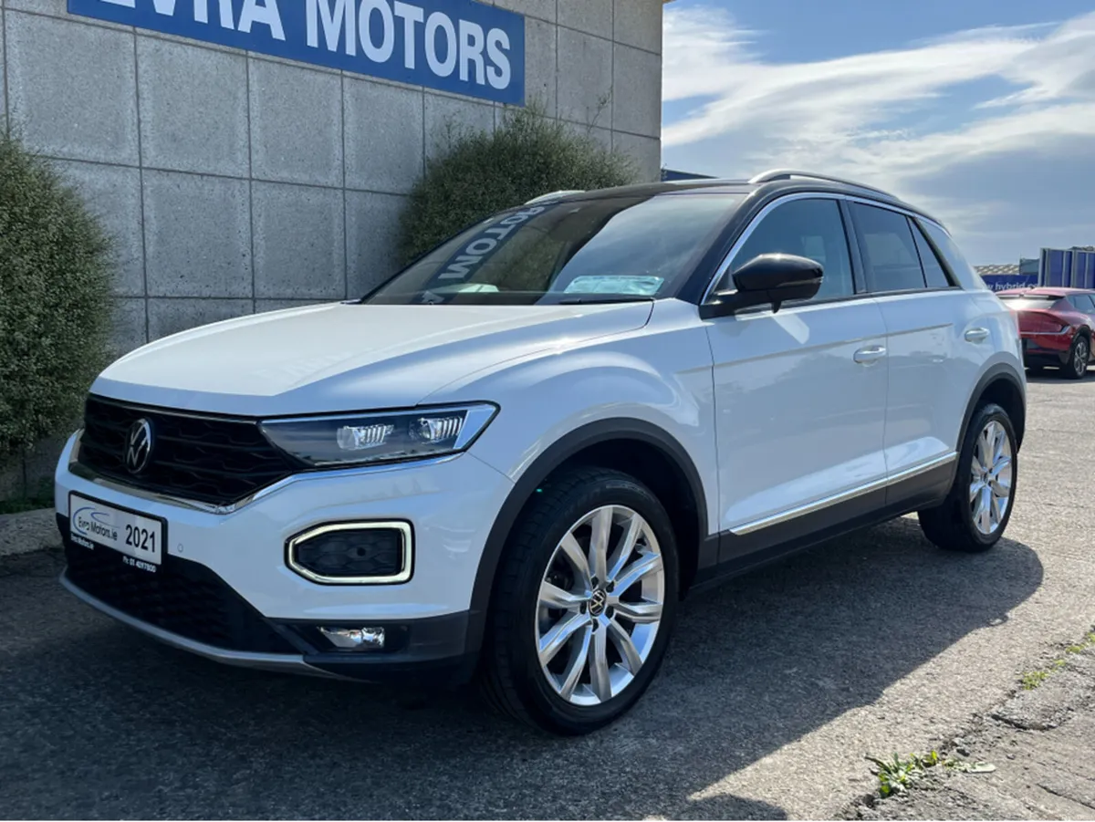 Volkswagen T-Roc STLYE AUTOMATIC 2.0 DIESEL //LOW - Image 5