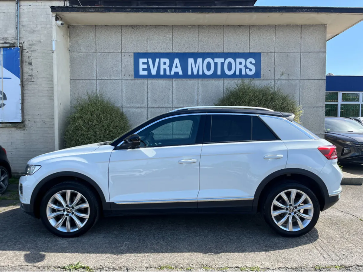 Volkswagen T-Roc STLYE AUTOMATIC 2.0 DIESEL //LOW - Image 6