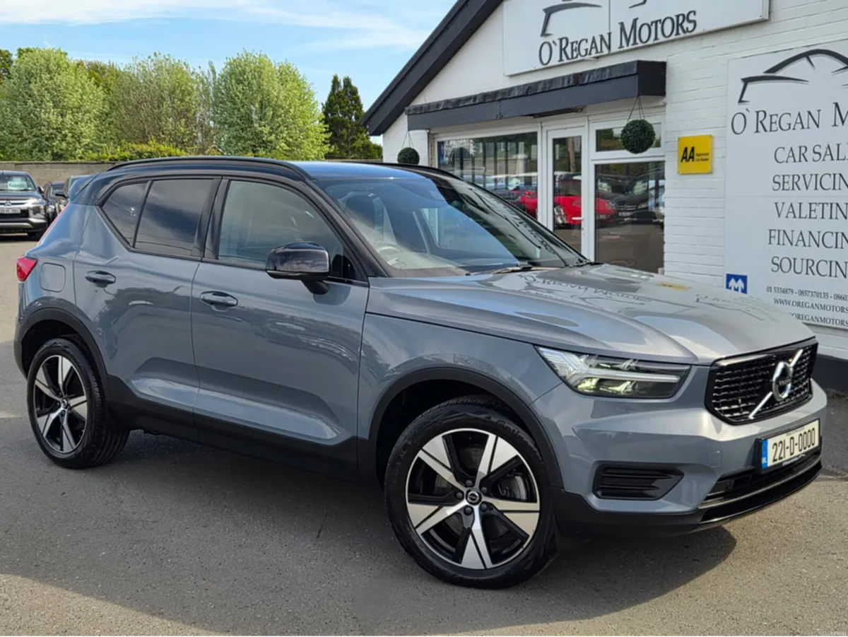 Volvo XC40 R-DESIGN 1.5 T4 RECHARGE - Image 1