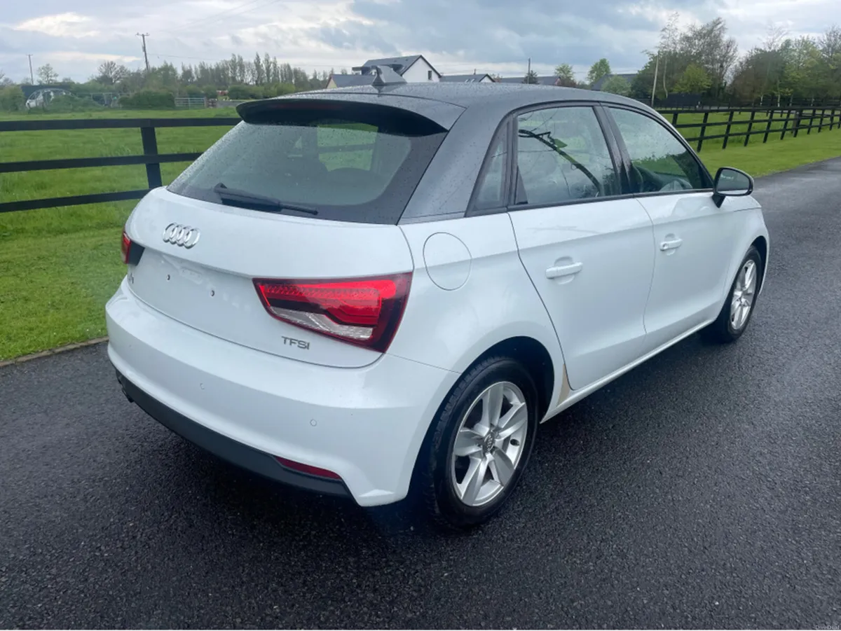 Audi A1 TFSI 1.0 - Image 2