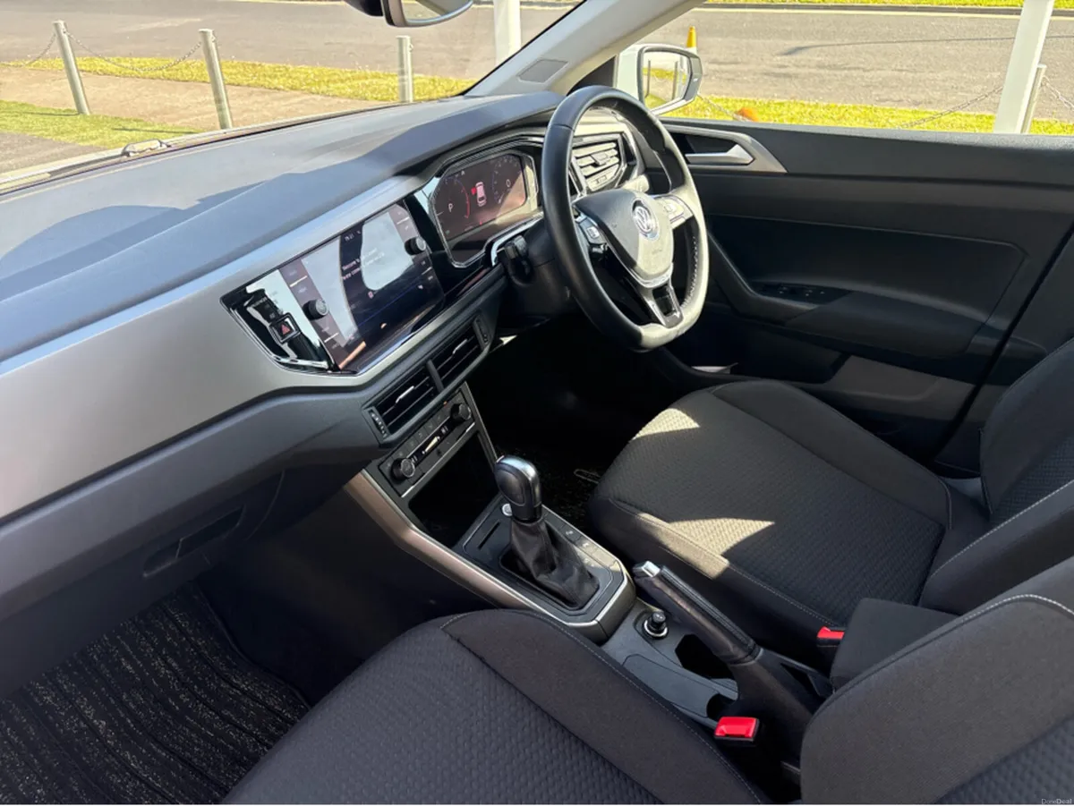 Volkswagen Polo 1.0L Petrol Automatic *Digital Das - Image 2