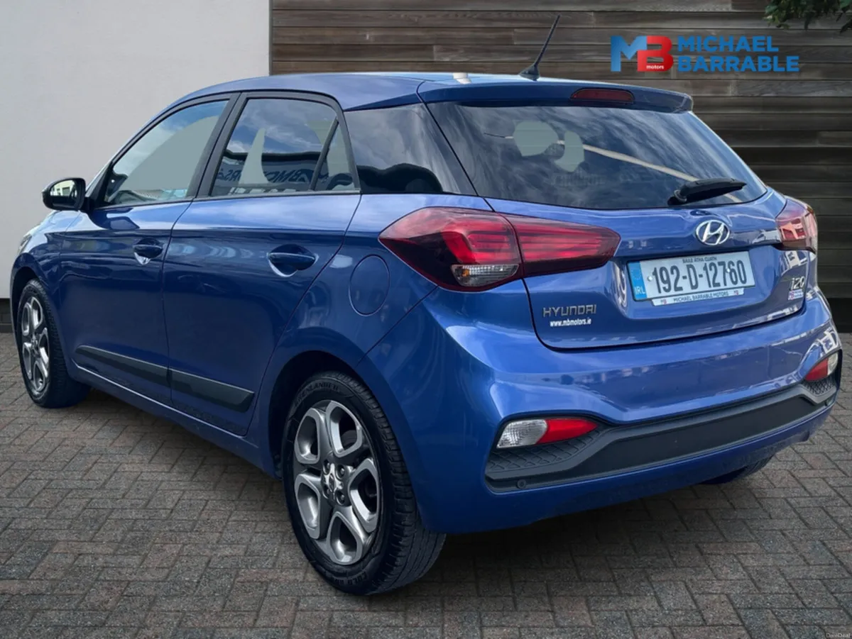 Hyundai i20 ACTIVE DELUXE 5DR - Image 4