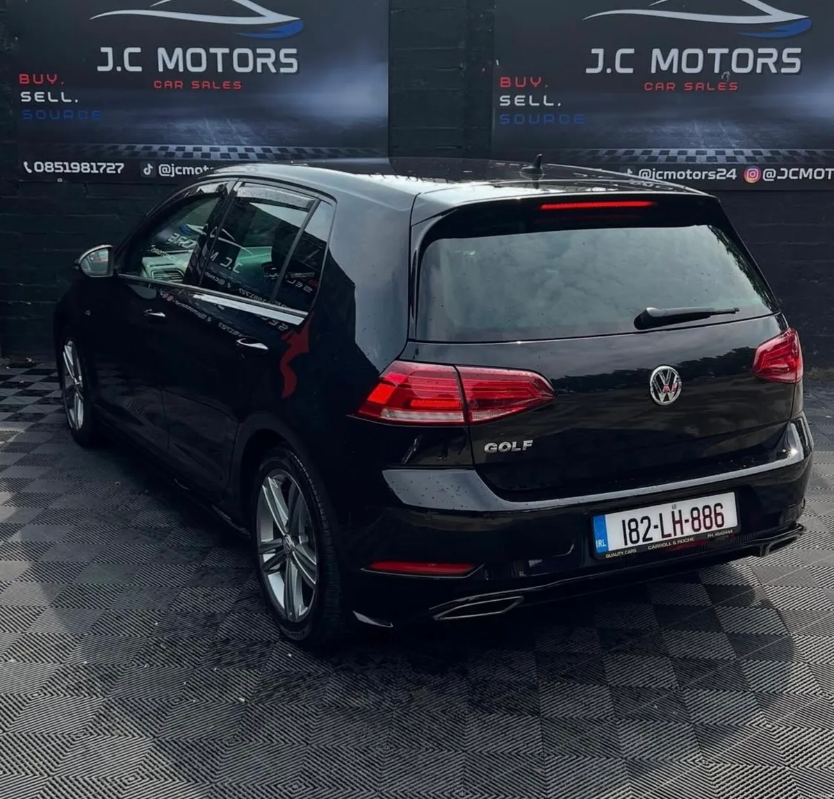 Golf R line - Image 3