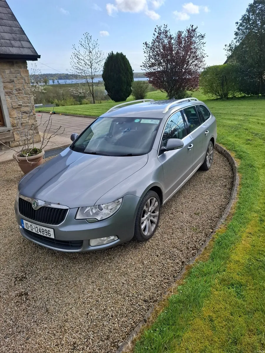 Skoda Superb 2010 - Image 4