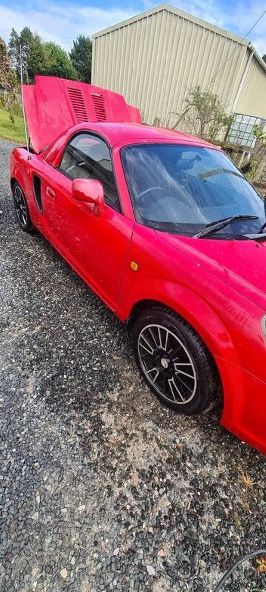 2000 Toyota Mr2 - Image 1