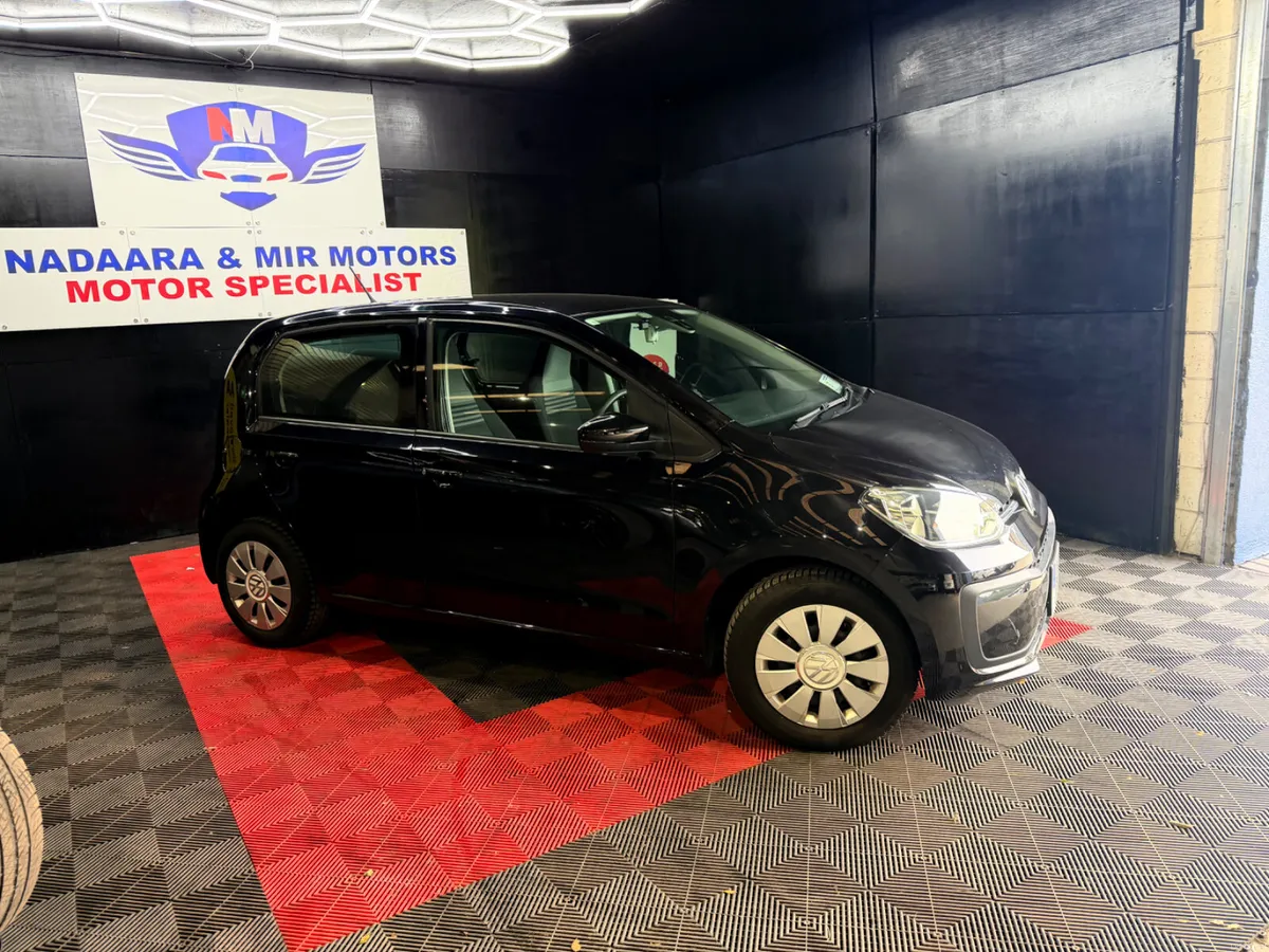 Volkswagen up! 2018 automatic - Image 3