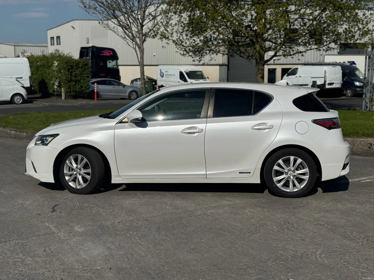 Lexus CT 2013 | Japan Import - Image 2