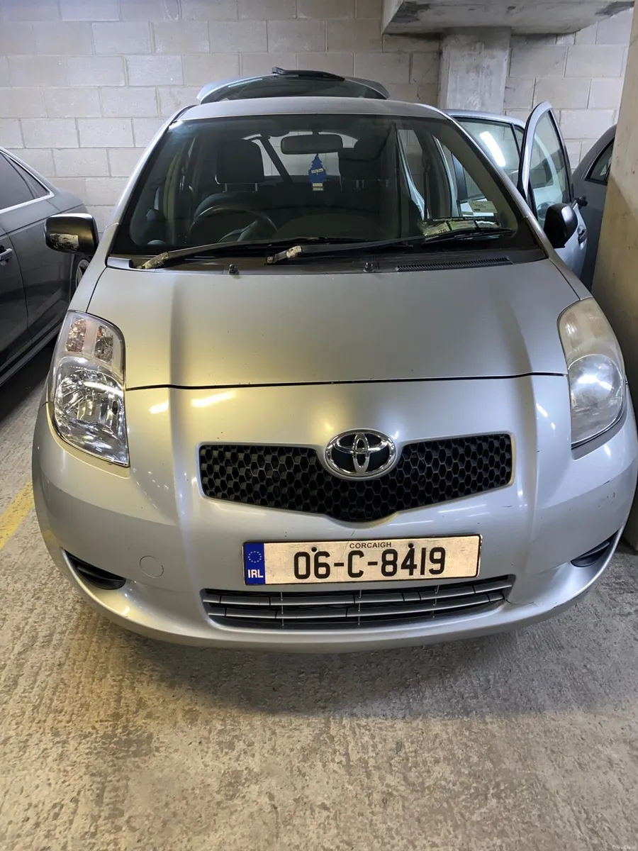 Toyota Yaris 2006 - Image 1