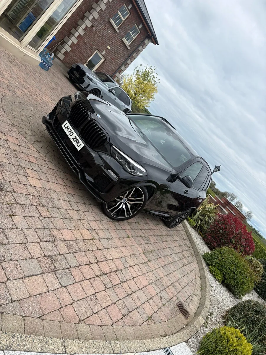 BMW x5 - Image 1