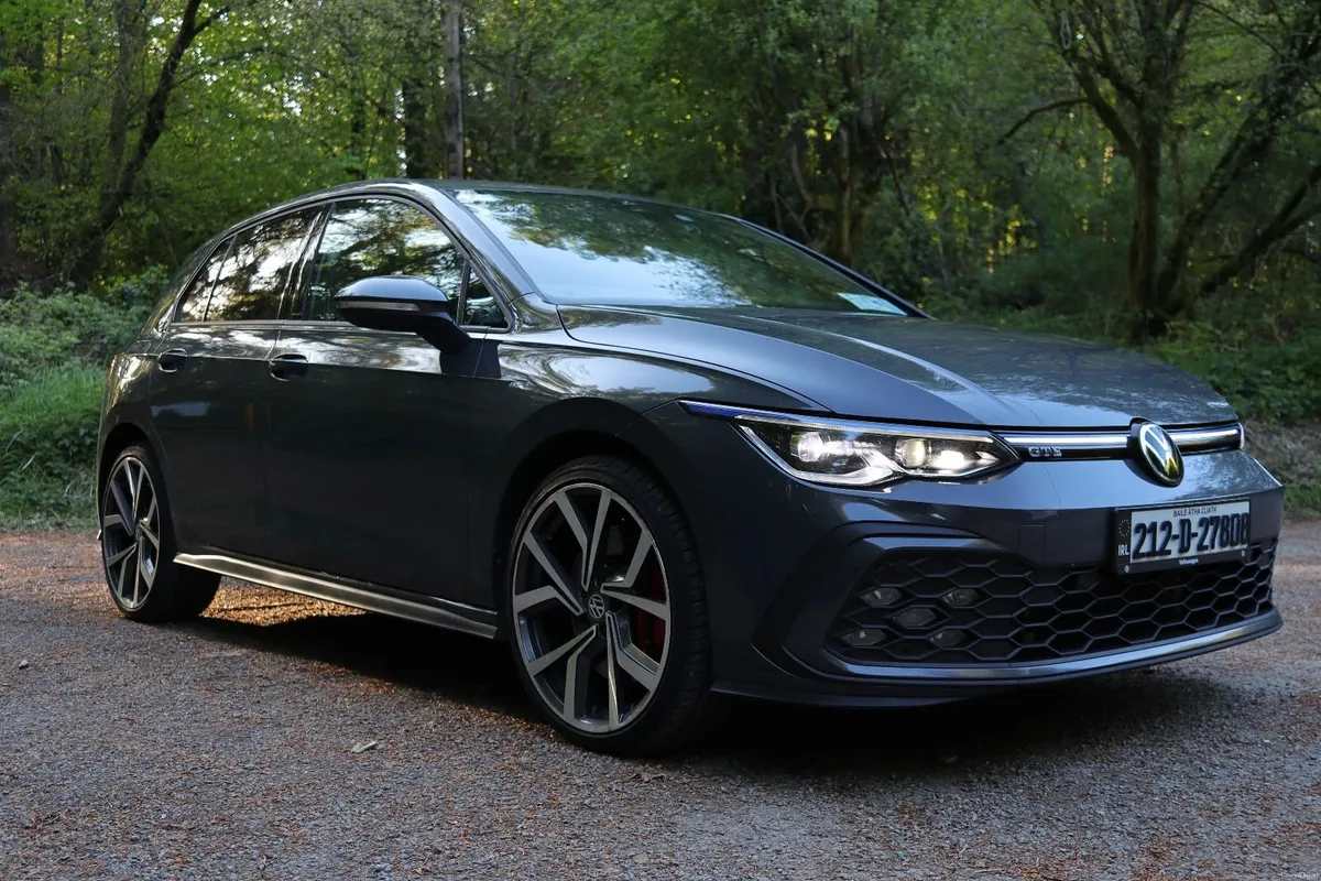 2021 Volkswagen Golf TSI GTE  204PS - Image 2
