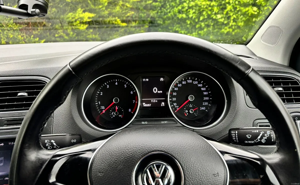 Volswagen Polo - Image 2