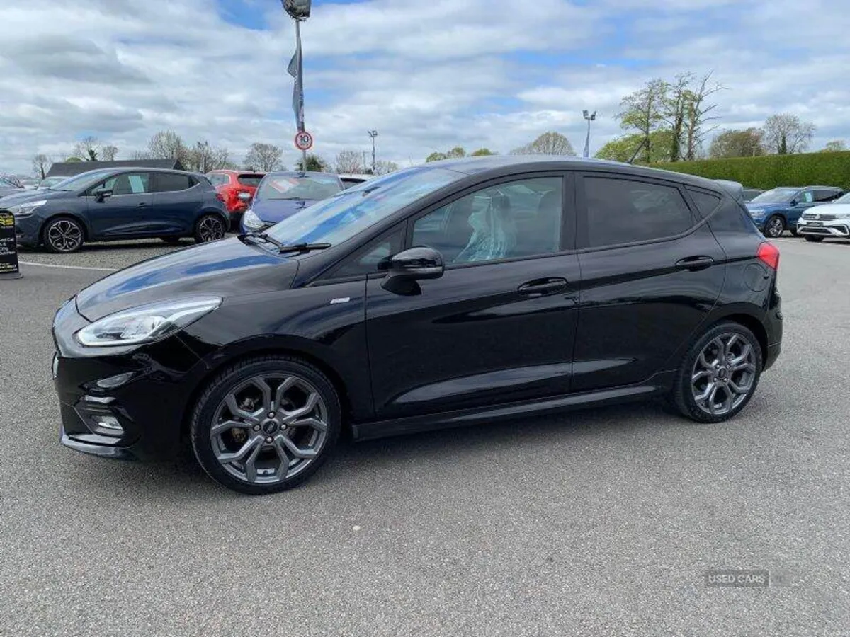 Ford Fiesta ST-LINE - Image 2