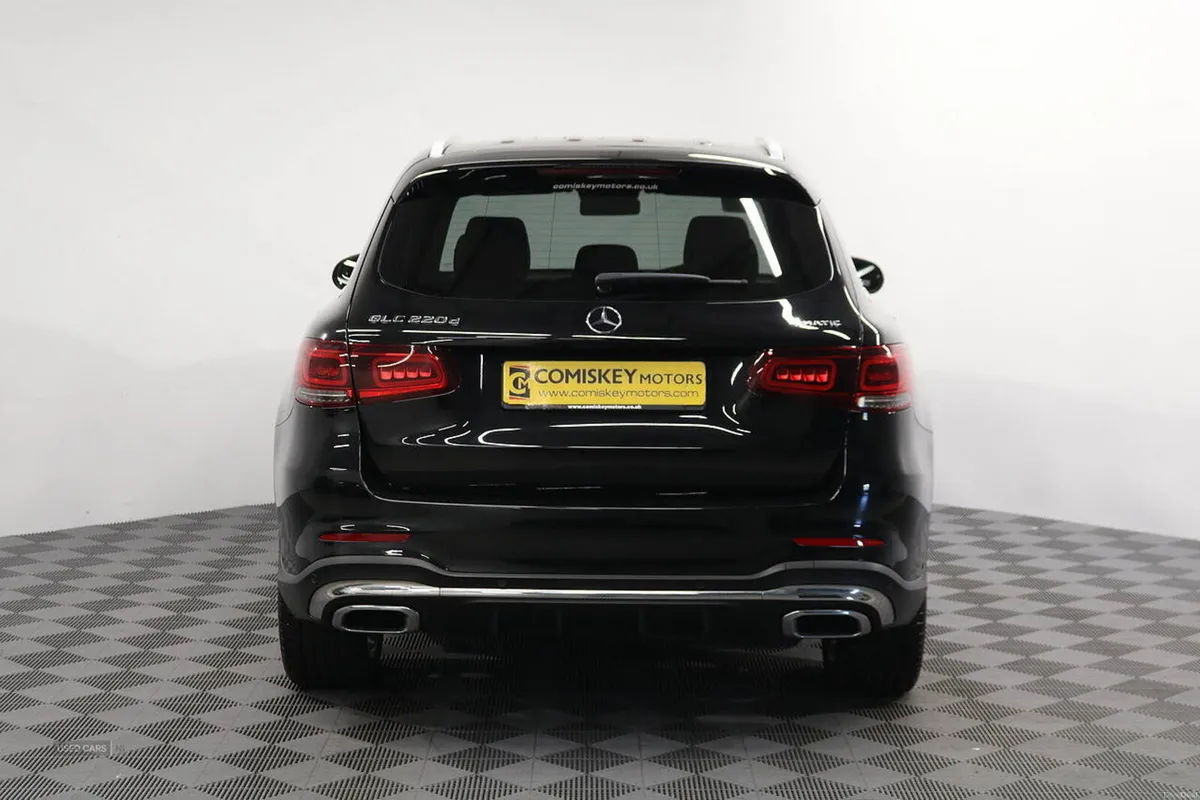 Mercedes-Benz GLC 220d AMG Line - Image 5