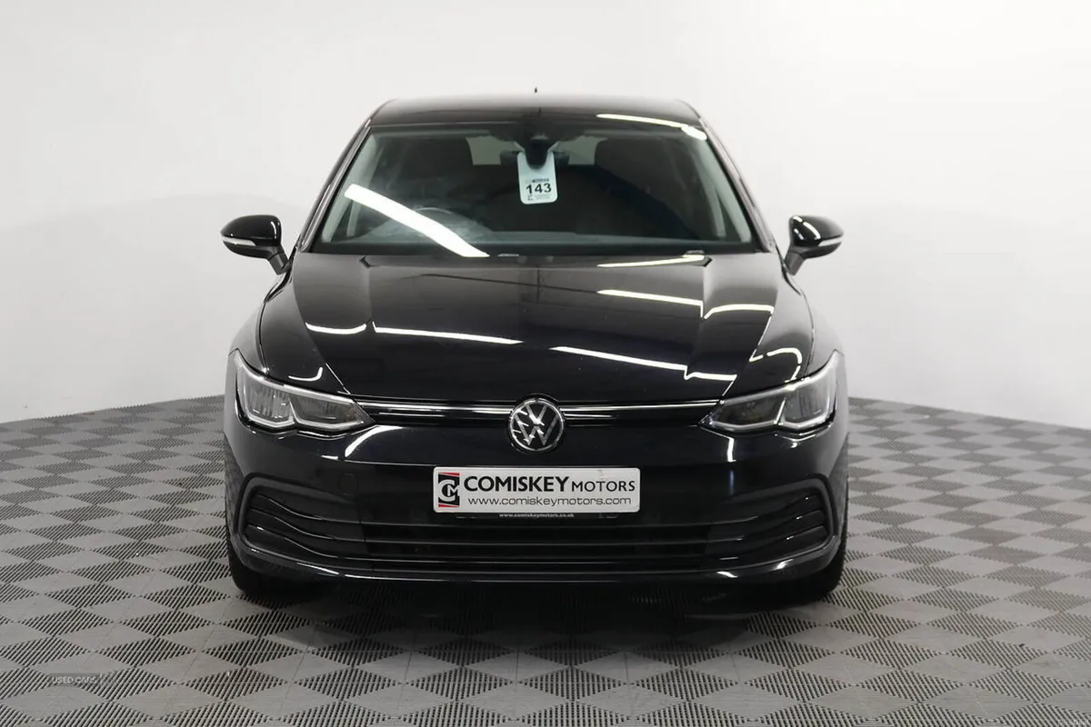 Volkswagen Golf TDI Life - Image 2