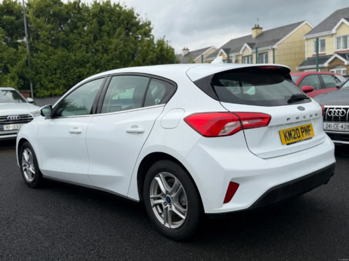 Ford Focus ZETEC TDCI - Image 3