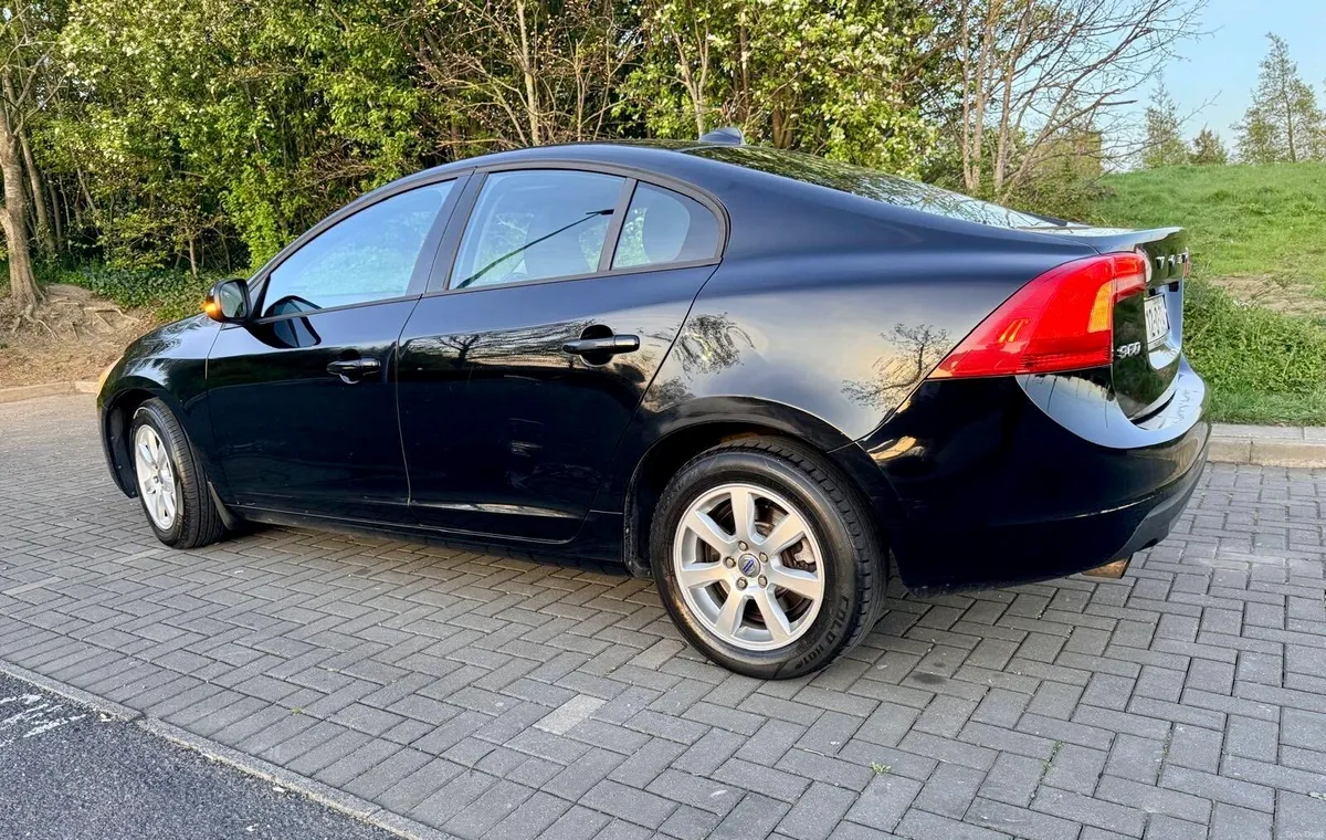12 VOLVO S60 D2  1.6D NCT 08.26 - Image 4