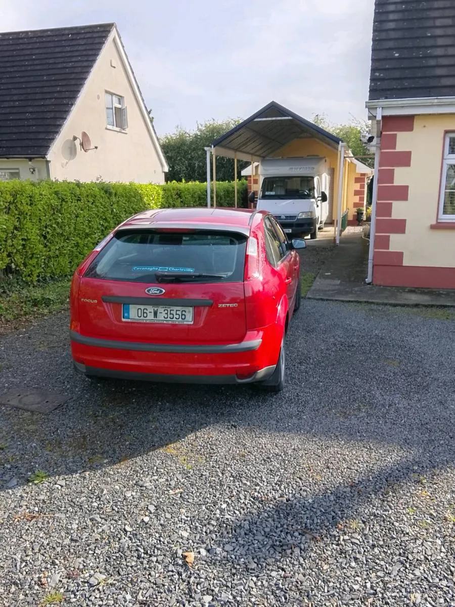 Ford focus car - Image 2