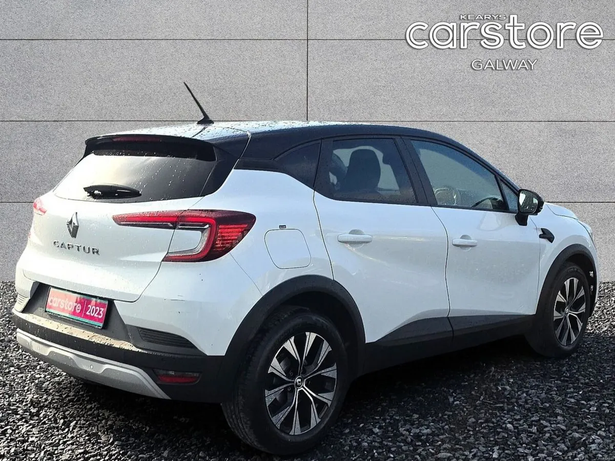 Renault Captur TCe 140 Auto Evolution - Image 3