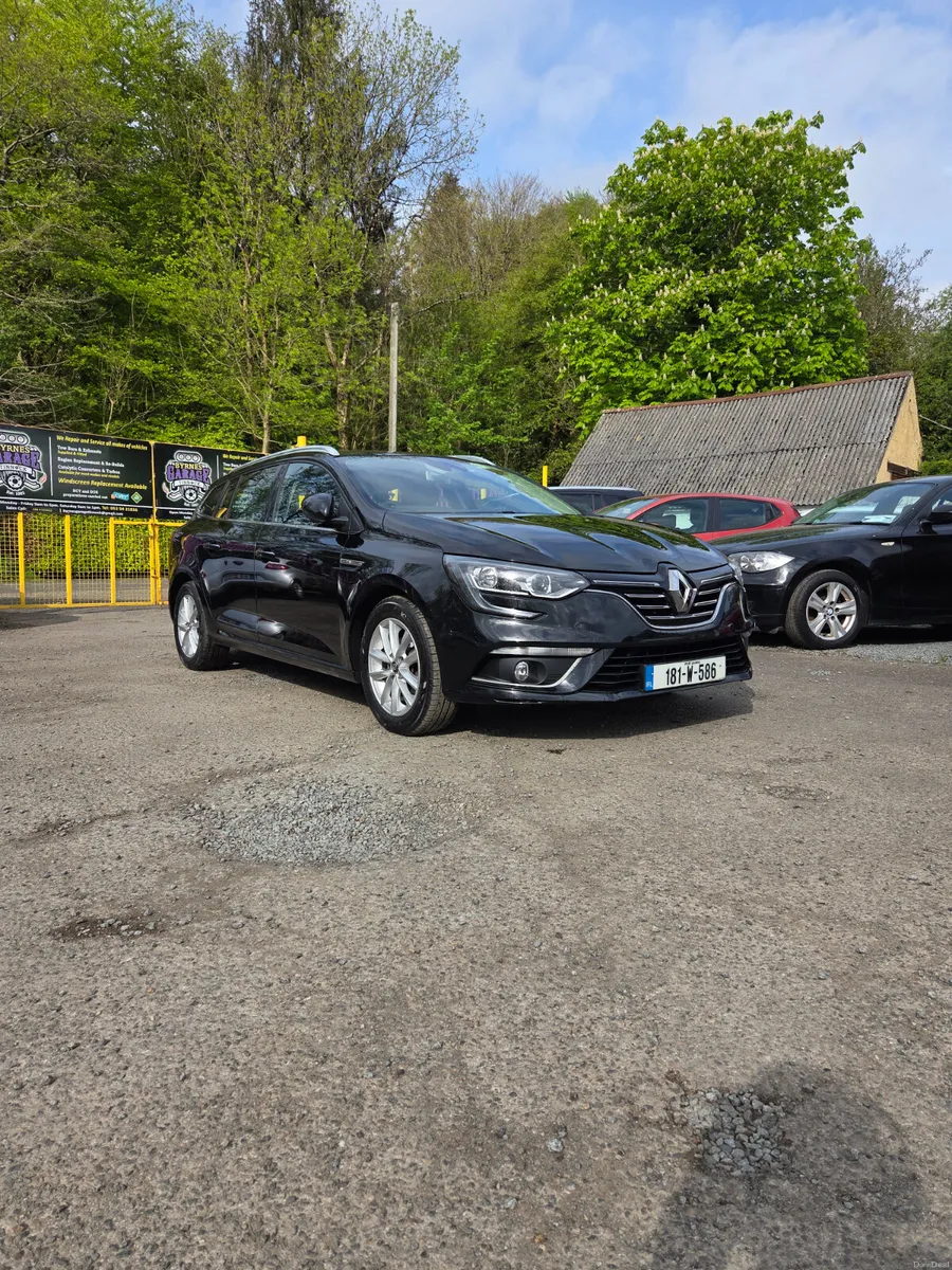 Stunning Low MLS Renault Megane Estate - Image 1