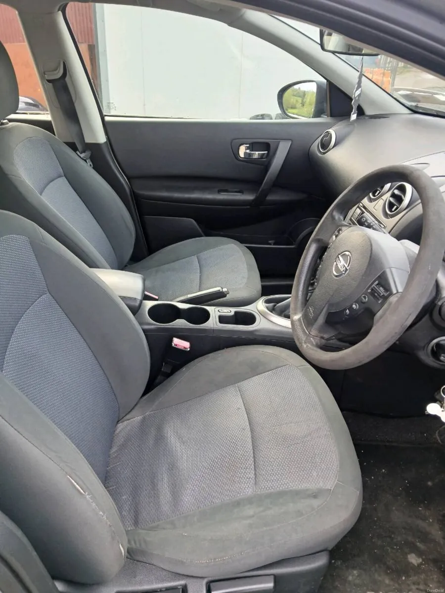 Car - Image 4