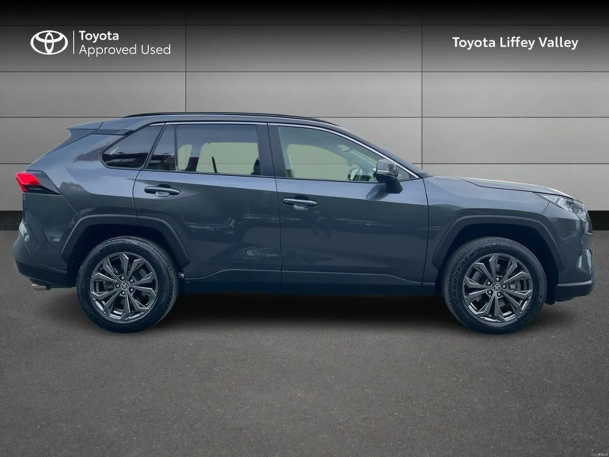 Toyota RAV4 RAV4 HYBRID SOL 4DR AUTO - Image 3
