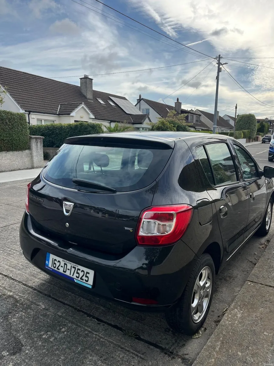 2016 Dacia Sandero Signature 1.2 - Image 4