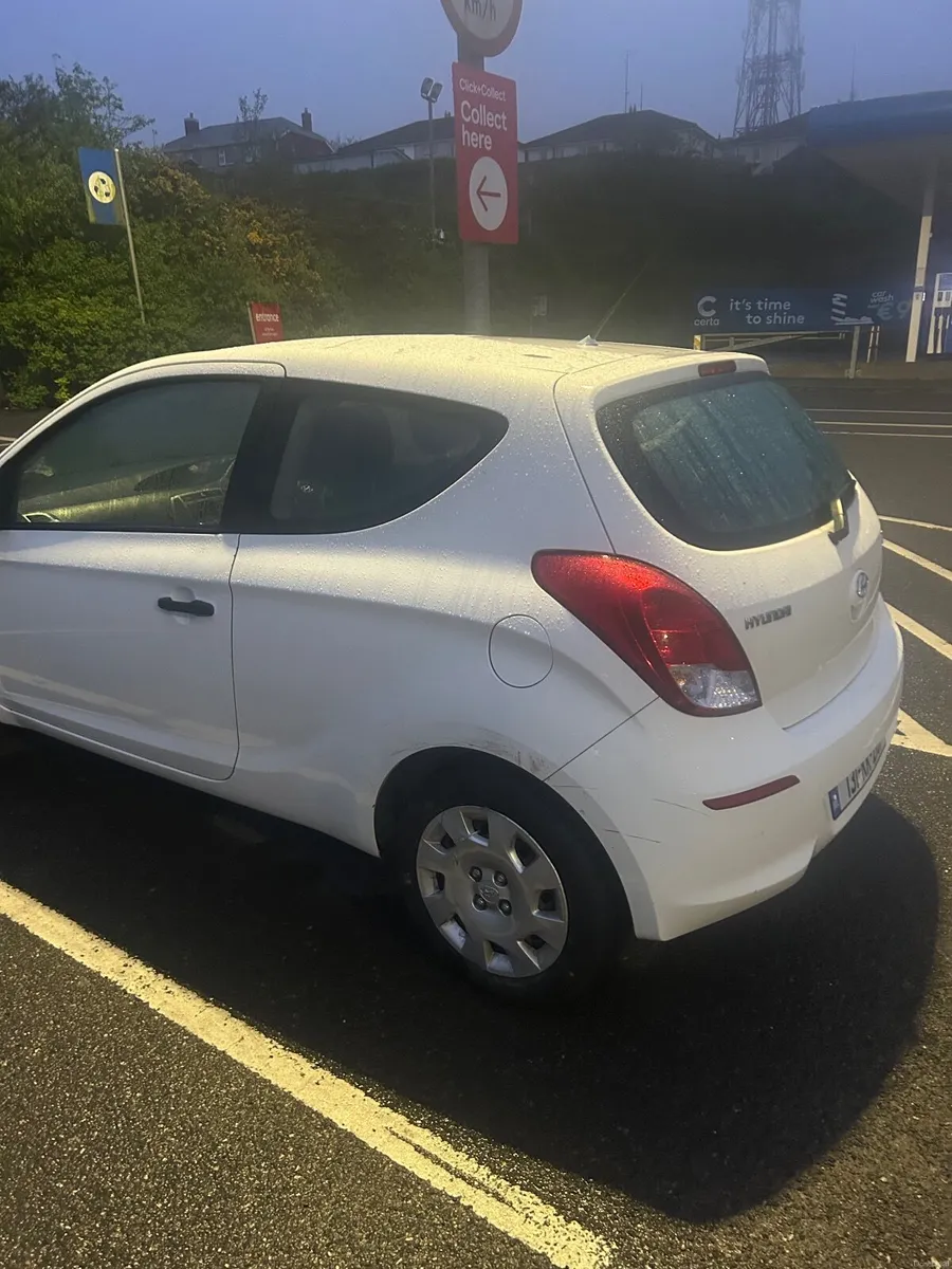 Hyundai i20 2013 - Image 4