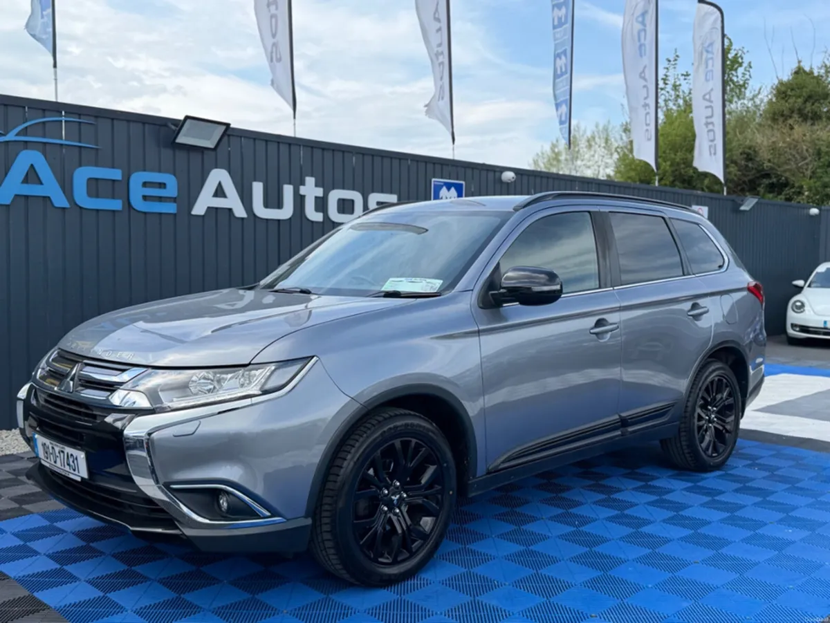 Mitsubishi Outlander 4WD BLACK LINE - 2.3 DIESEL - - Image 3