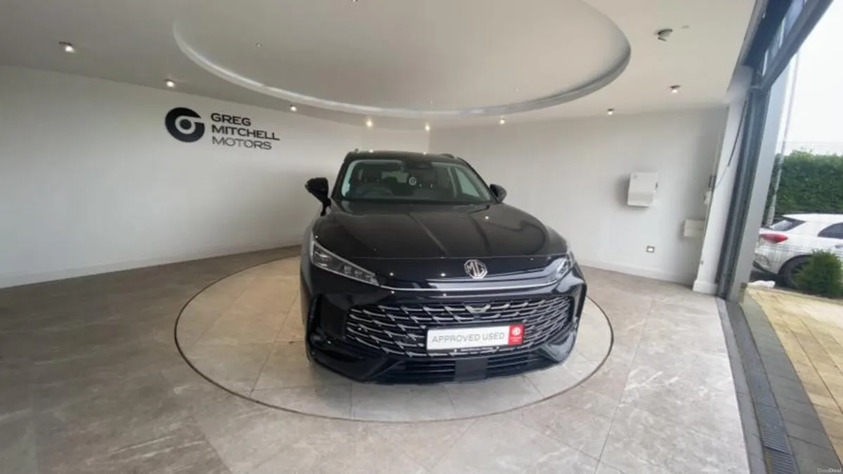 MG HS 1.5 T-GDI PHEV Trophy 5dr Auto - Image 2