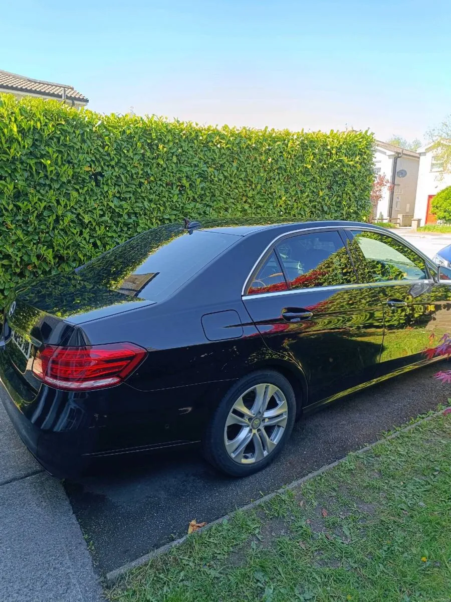 Mercedes E220d - Image 3