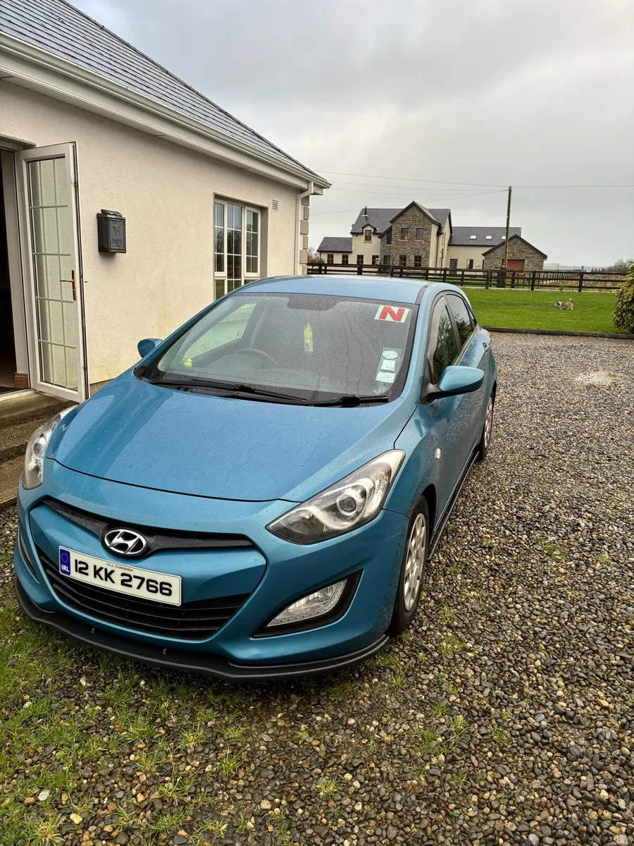 Hyundai i30 1.6 CRDI 2012 - Image 2