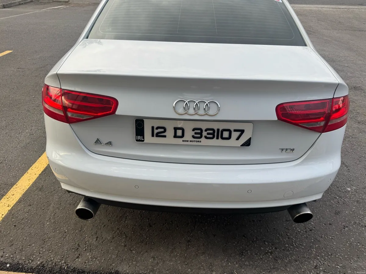 Audi A4 white 2012 - Image 1