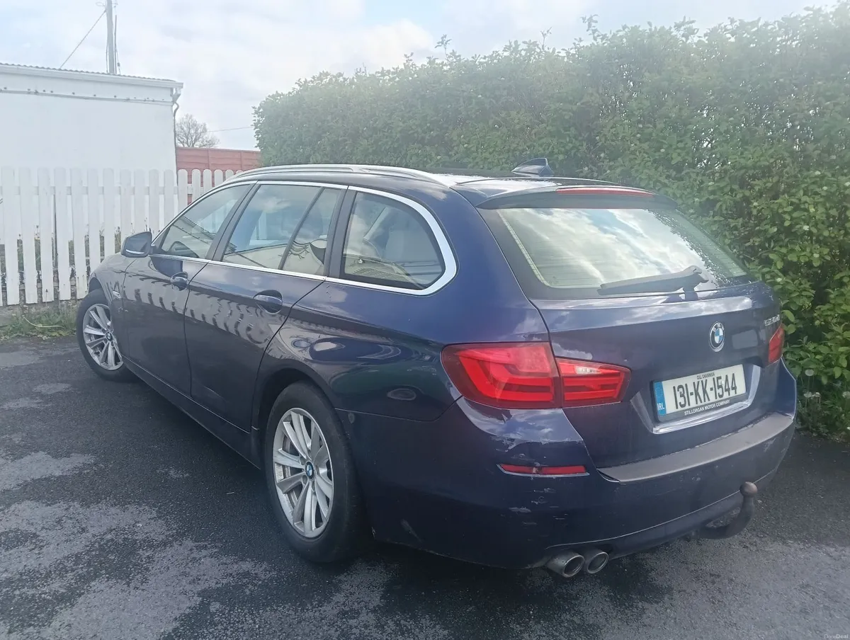BMW 5-Series 2013 - Image 2